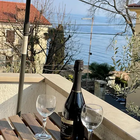 Διαμέρισμα Matacin With Sea View Οπατία